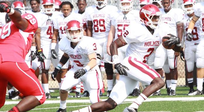 Bulldogs fall to Lions, 35-0