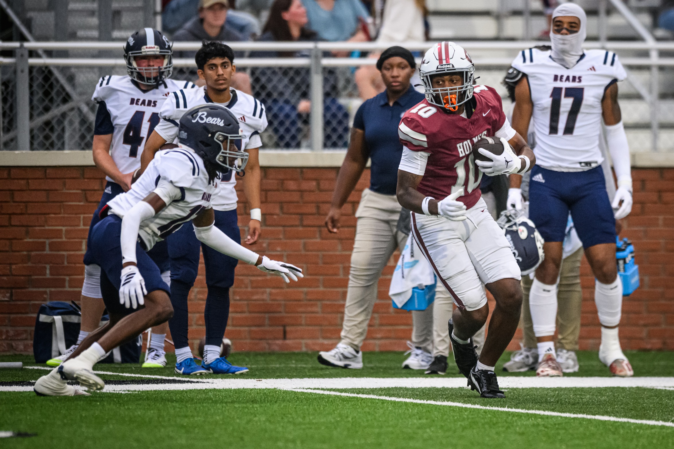 Bulldogs fall in season opener to Southwest