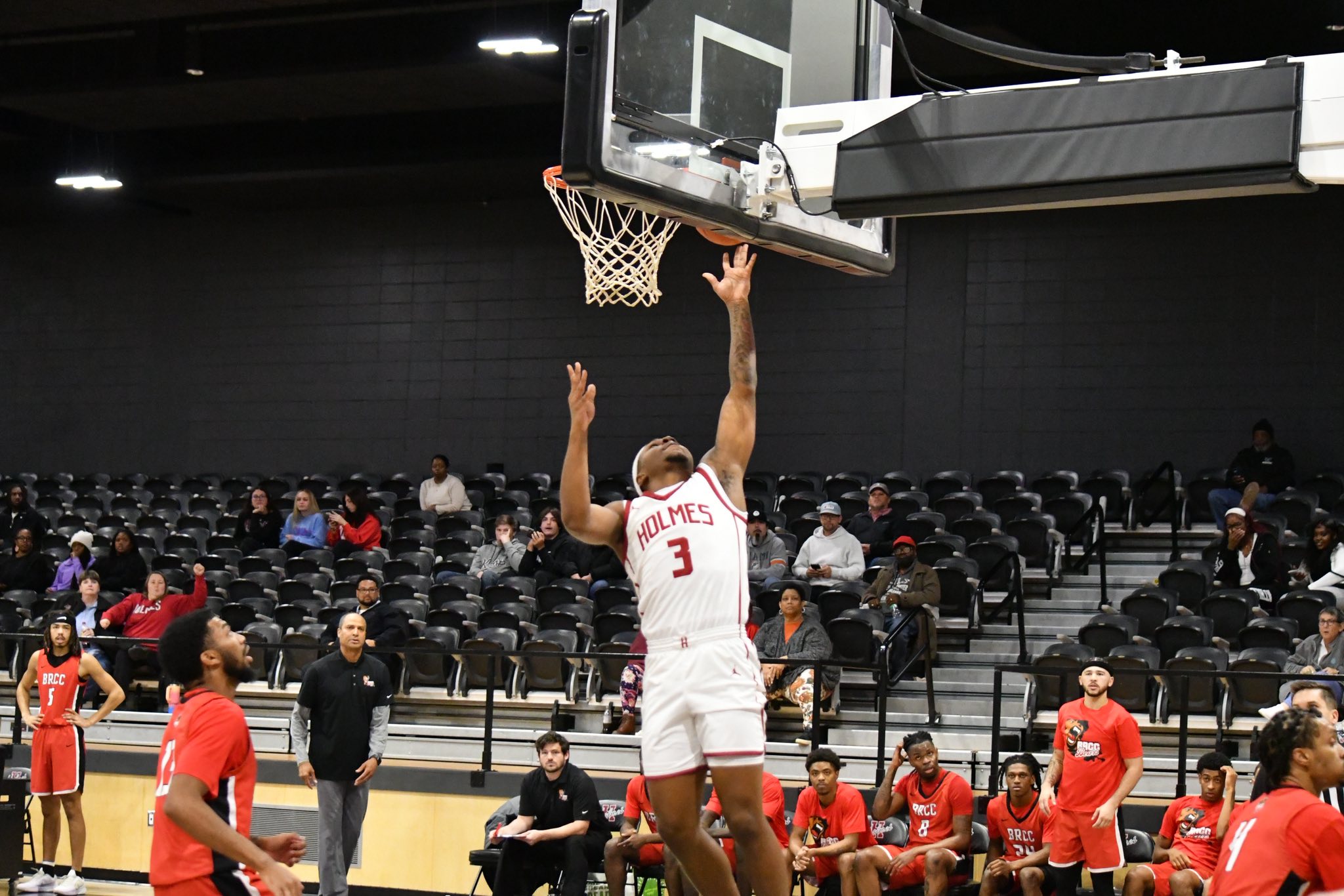 Bulldogs get non-conference win over the Rangers