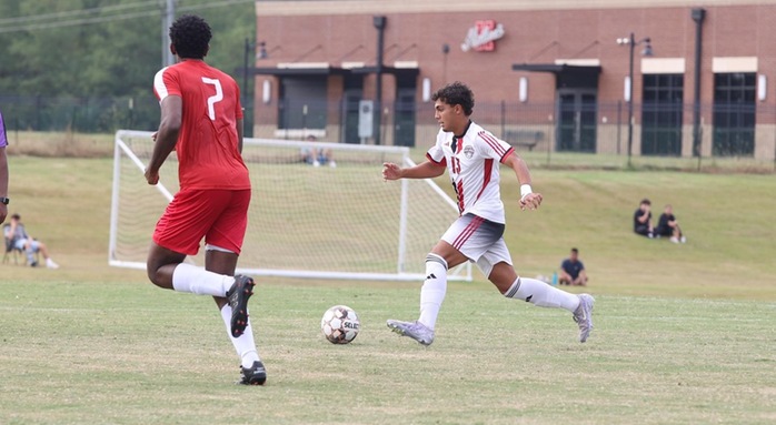 Bulldogs roll past Tougaloo, 15-1