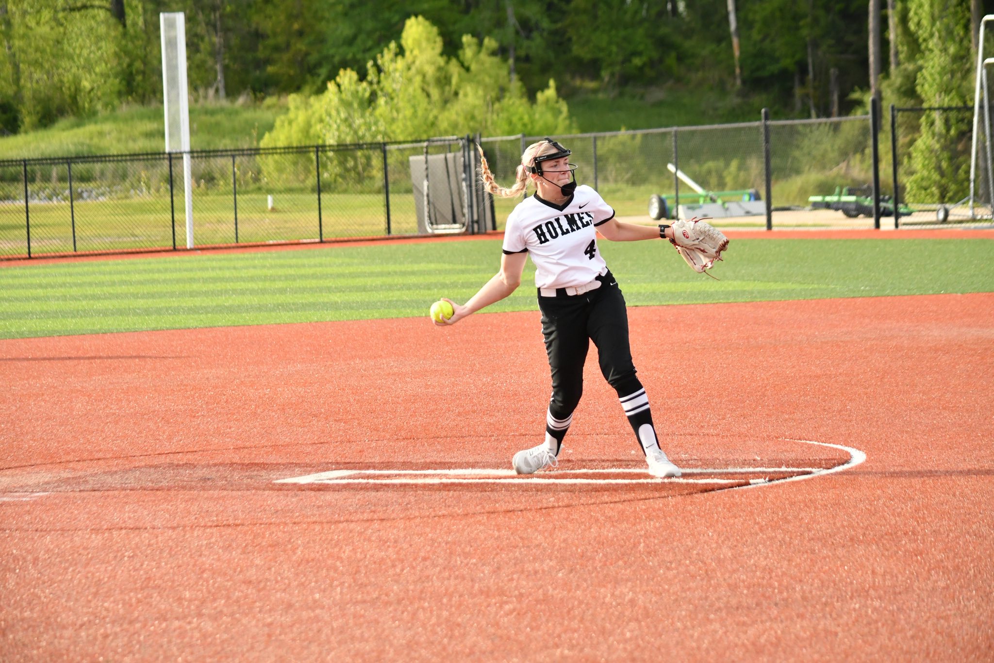 Lady Bulldogs fall twice to Meridian Saturday