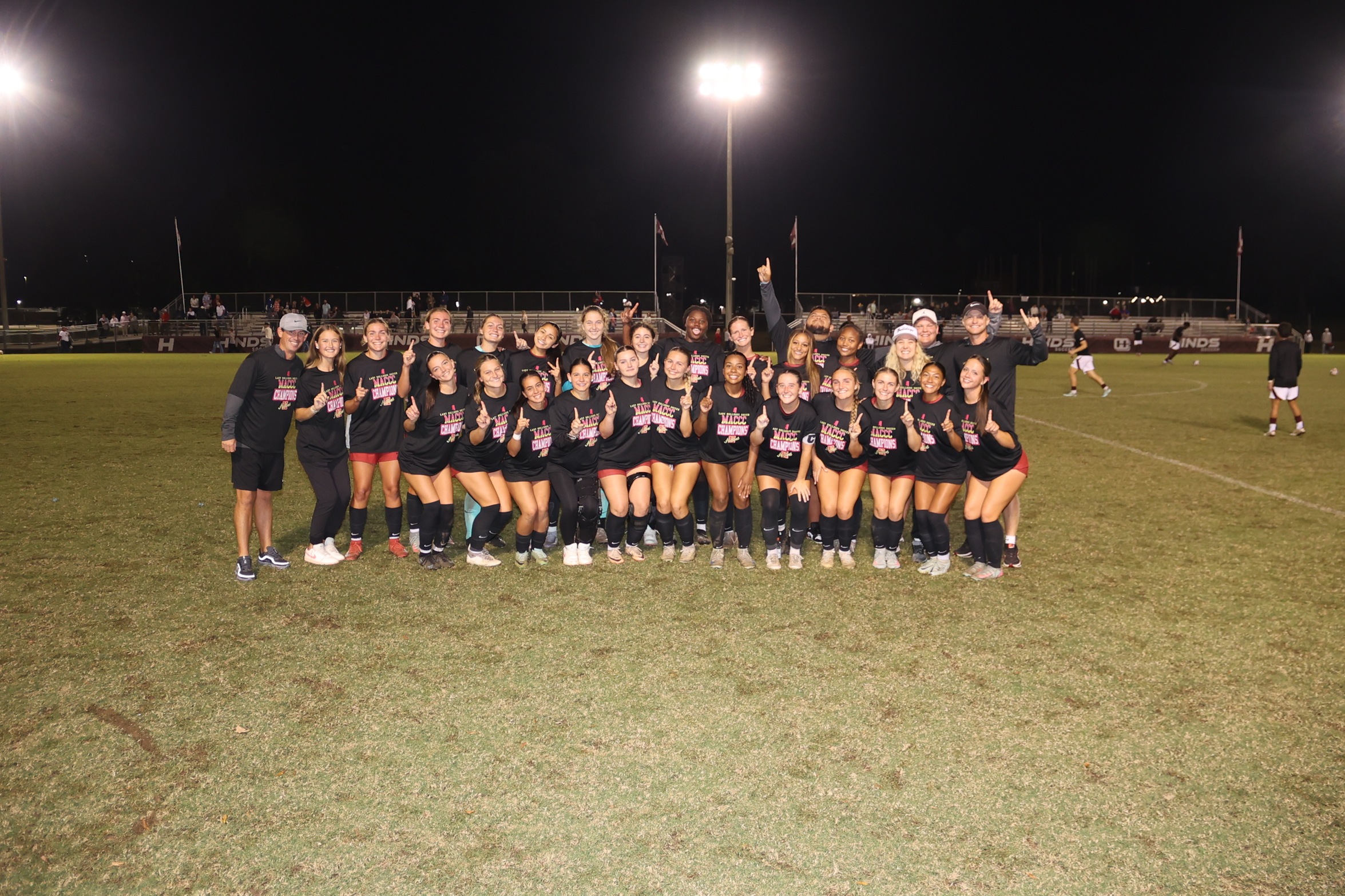Lady Bulldogs claim MACCC championship with 3-0 win over Hinds